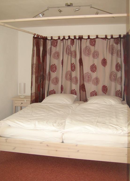 Gaestehaus Am Sonnenfeld Sommeri Chambre photo