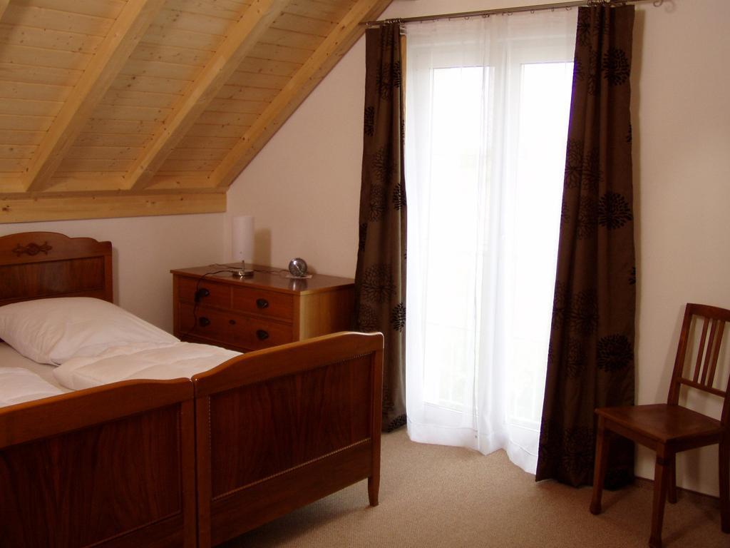 Gaestehaus Am Sonnenfeld Sommeri Chambre photo